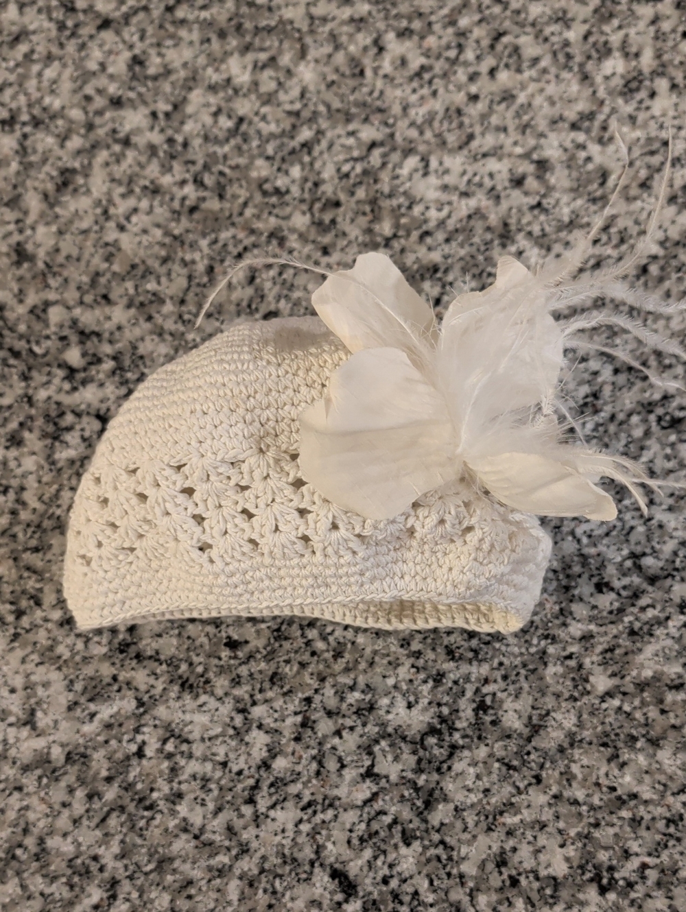 Cream Crochet Cloche Hat with Feather Flower